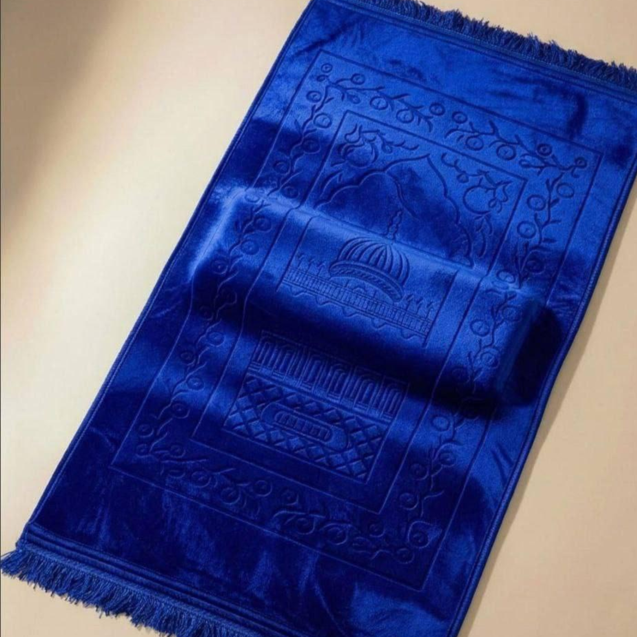 سجادة مريحة بطبقة اسفنج سميكةمع دعم اضافي